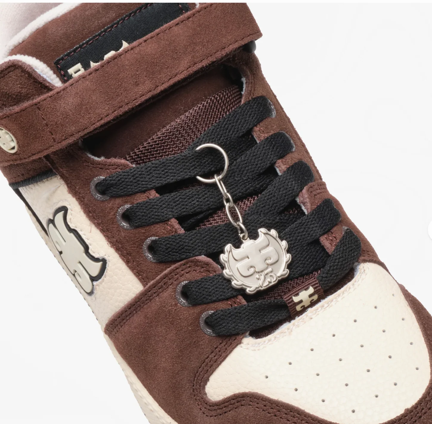 IPath Grasshopper (25 Year Ann. Brown Suede) - Image 7