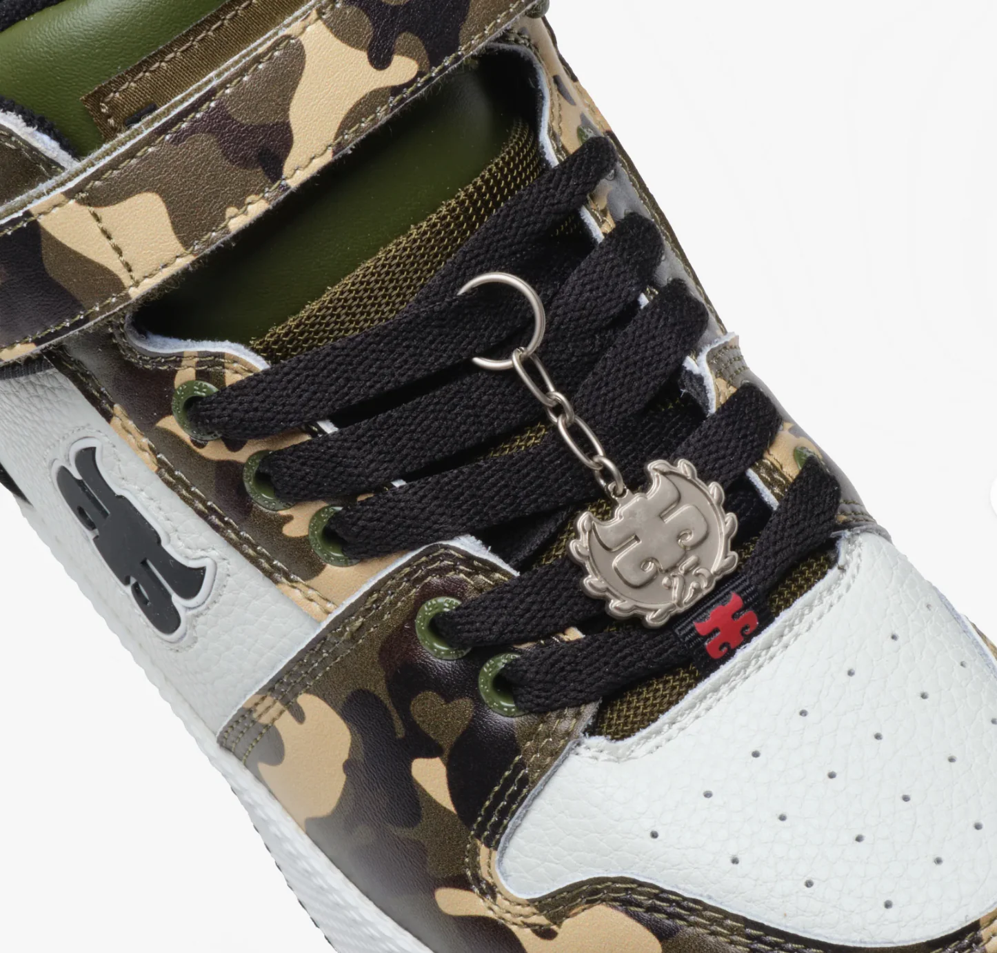 IPath Grasshopper (25 Year Ann. Camo/ White Leather) - Image 7