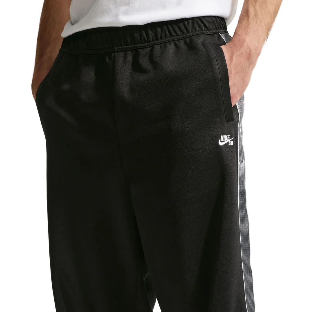 Nike SB Track jacket and Track Pants Set - Image 5