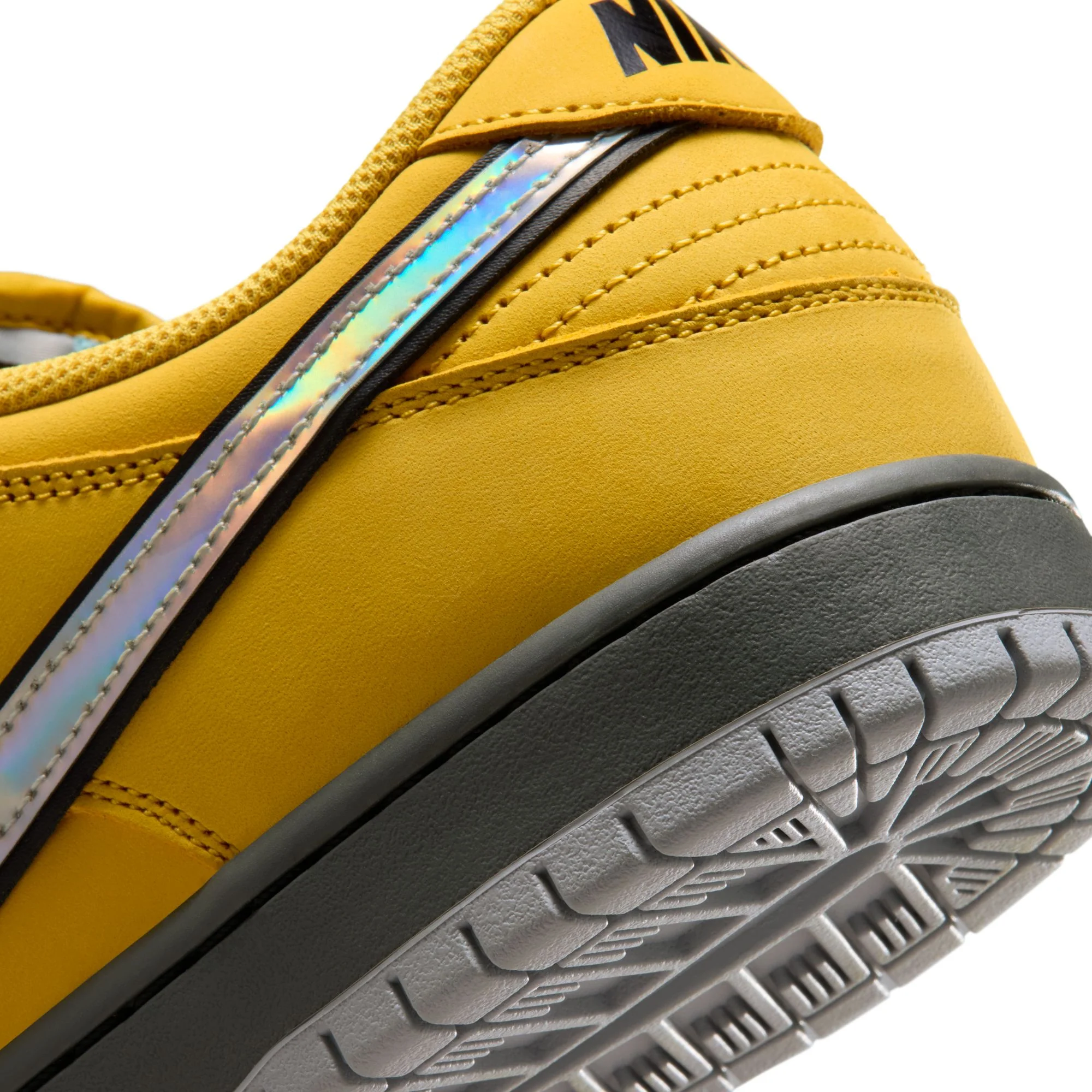 Nike SB "Muni Fast Pass" Dunk Low Pro (Lightning) - Image 10